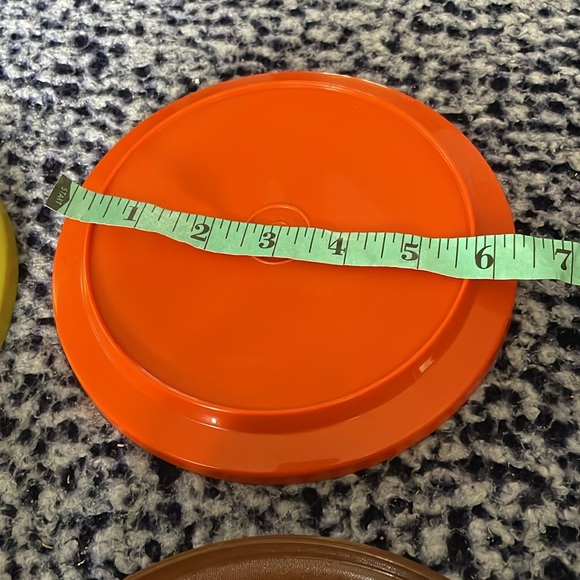 Vintage Tupperware cereal bowl with lids - Picture 7 of 10